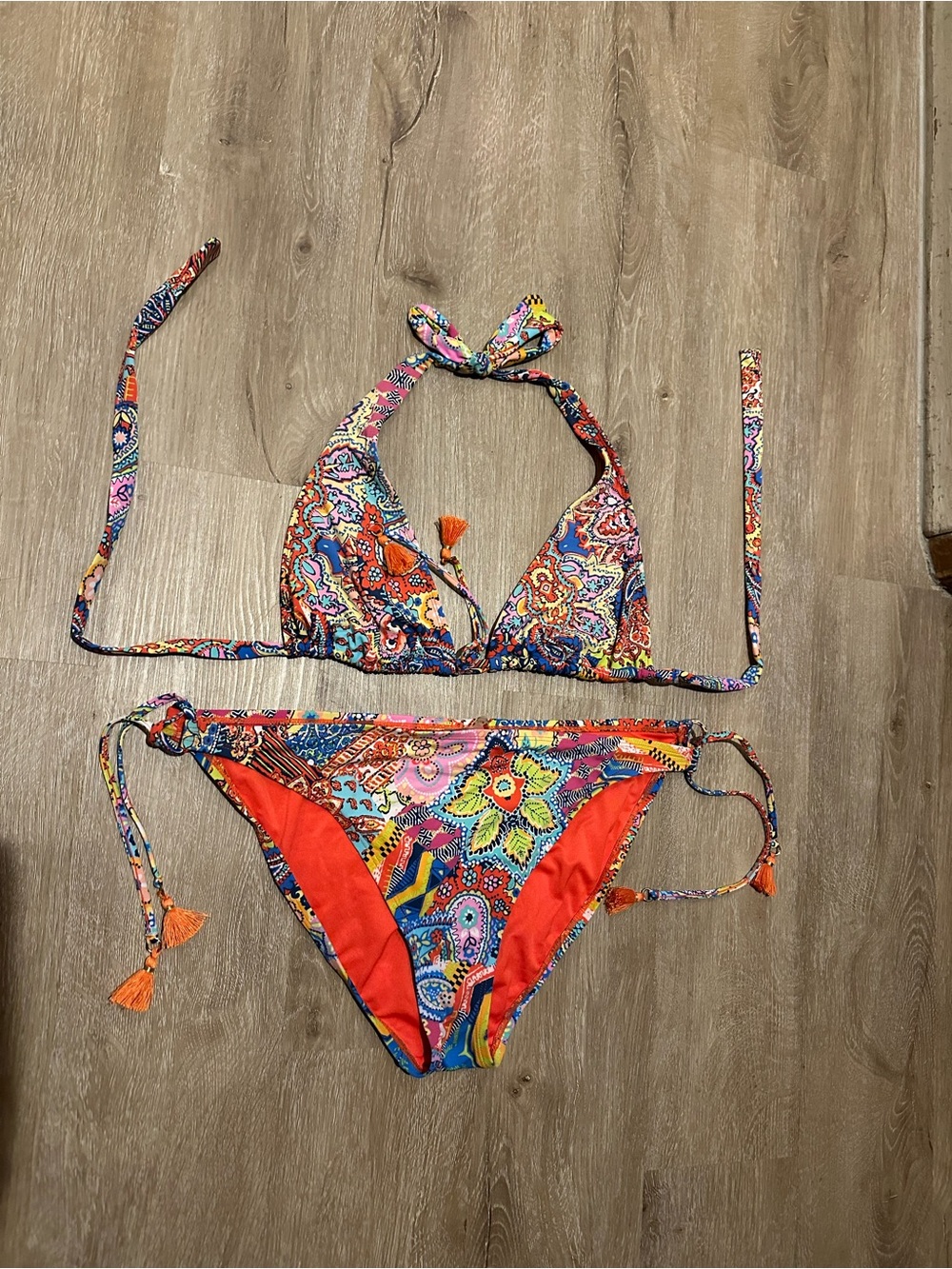 Women's Multicolor Paisley Tie Bikini Set - Unknown Brand